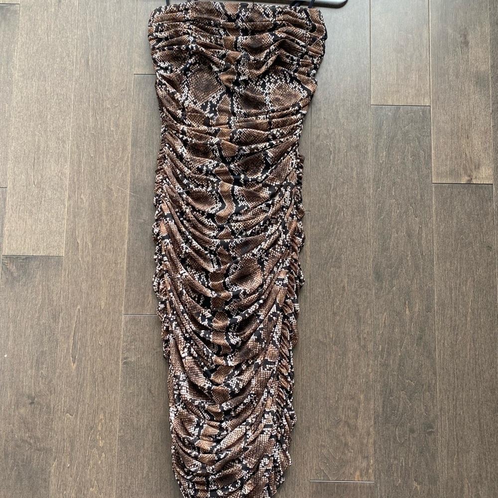 TEN by Babaton Luxor snakeskin print dress - Picture 3 of 8